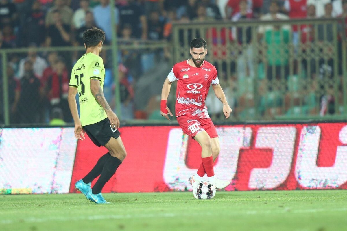 استقلال | لیگ برتر هفته بیستم لیگ برتر| پرسپولیس به دنبال ذوبِ آلومینیوم؛ استقلالِ بدون سرمربی به دنبال شکست نساجی